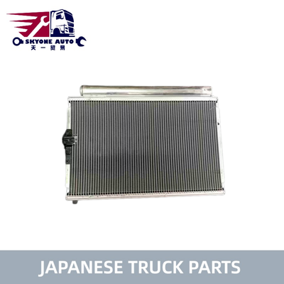 S8841-11250 S8841-11210 A/C airconditioning condensator voor HINO 700 Profia Truck E13C P11C SH1E Japanse vrachtwagenonderdelen van hoge kwaliteit