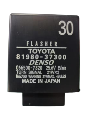 Hino Truck Parts 81980-37300 90987-04007 81980-37200 066500-7320 Flitser; gebruik van het draaisignaal voor HINO 300 DYNA Truck/TOYOTA